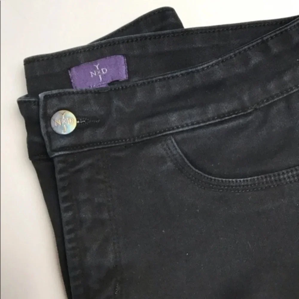 NYDJ • Black Denim Leggings/Jeggings